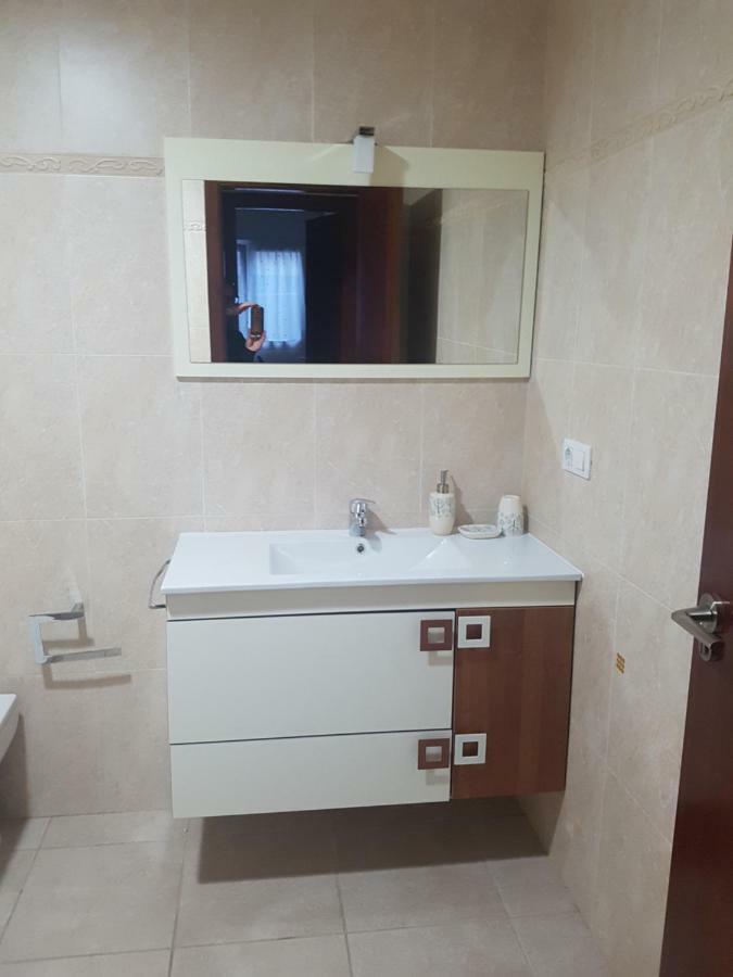 Apartamento En Zona Costera, Muy Cerquita De La Playa Apartman Pobra Do Caraminal Kültér fotó