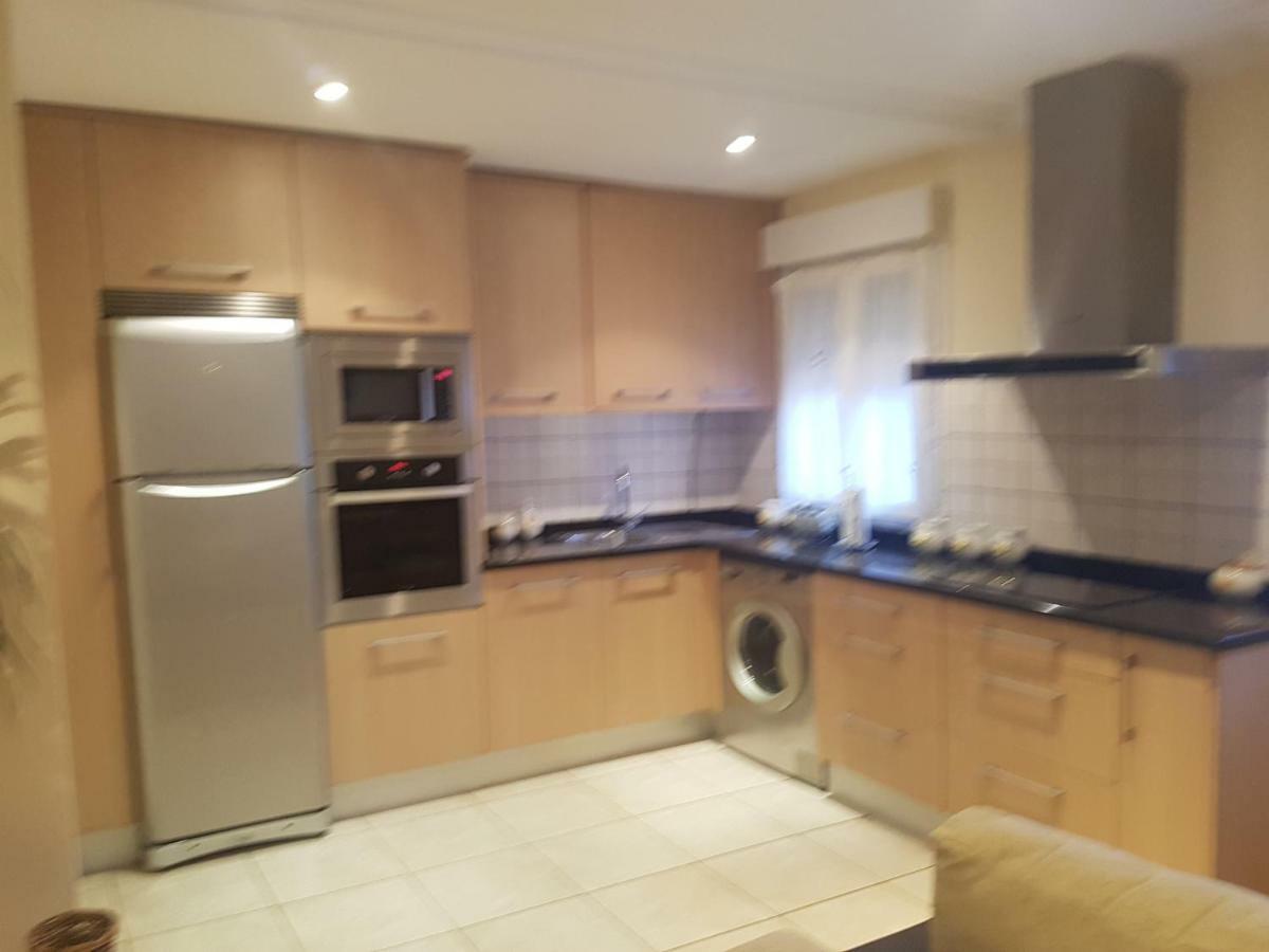 Apartamento En Zona Costera, Muy Cerquita De La Playa Apartman Pobra Do Caraminal Kültér fotó