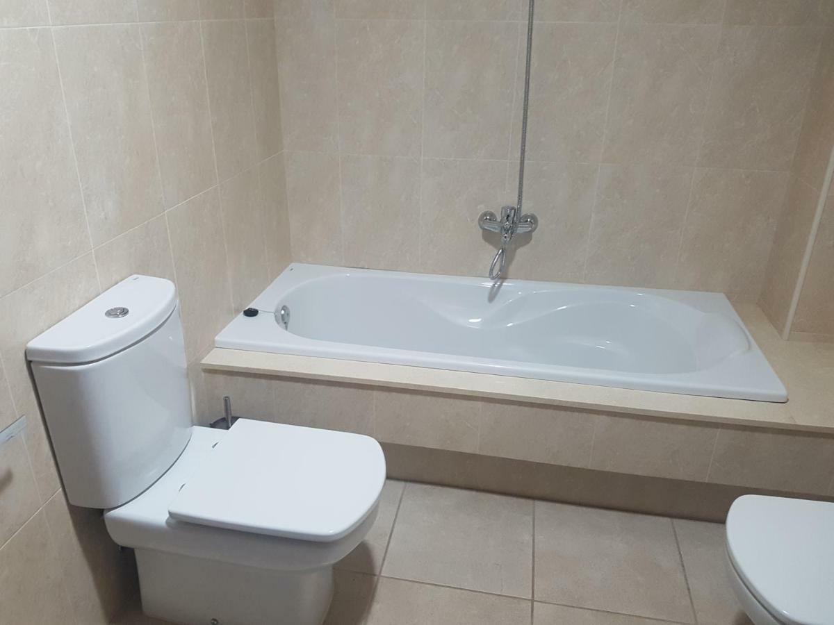 Apartamento En Zona Costera, Muy Cerquita De La Playa Apartman Pobra Do Caraminal Kültér fotó